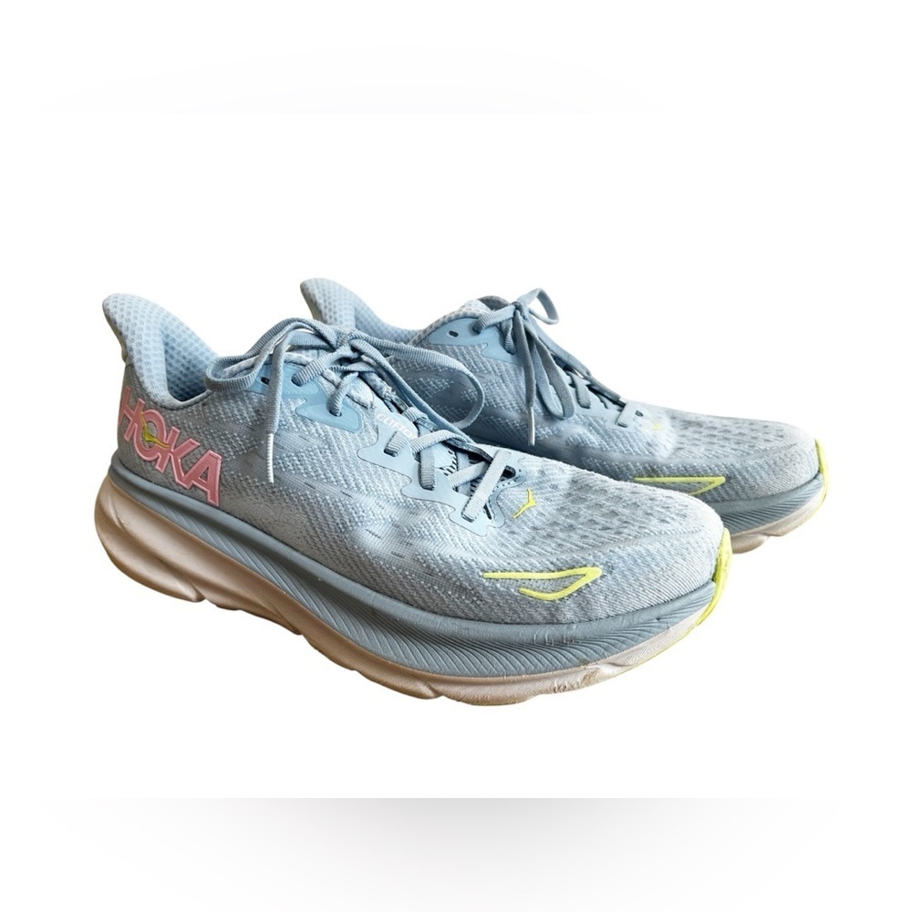 Hoka Clifton 9 Running Shoes in Dust Pink Twilight Womens 10